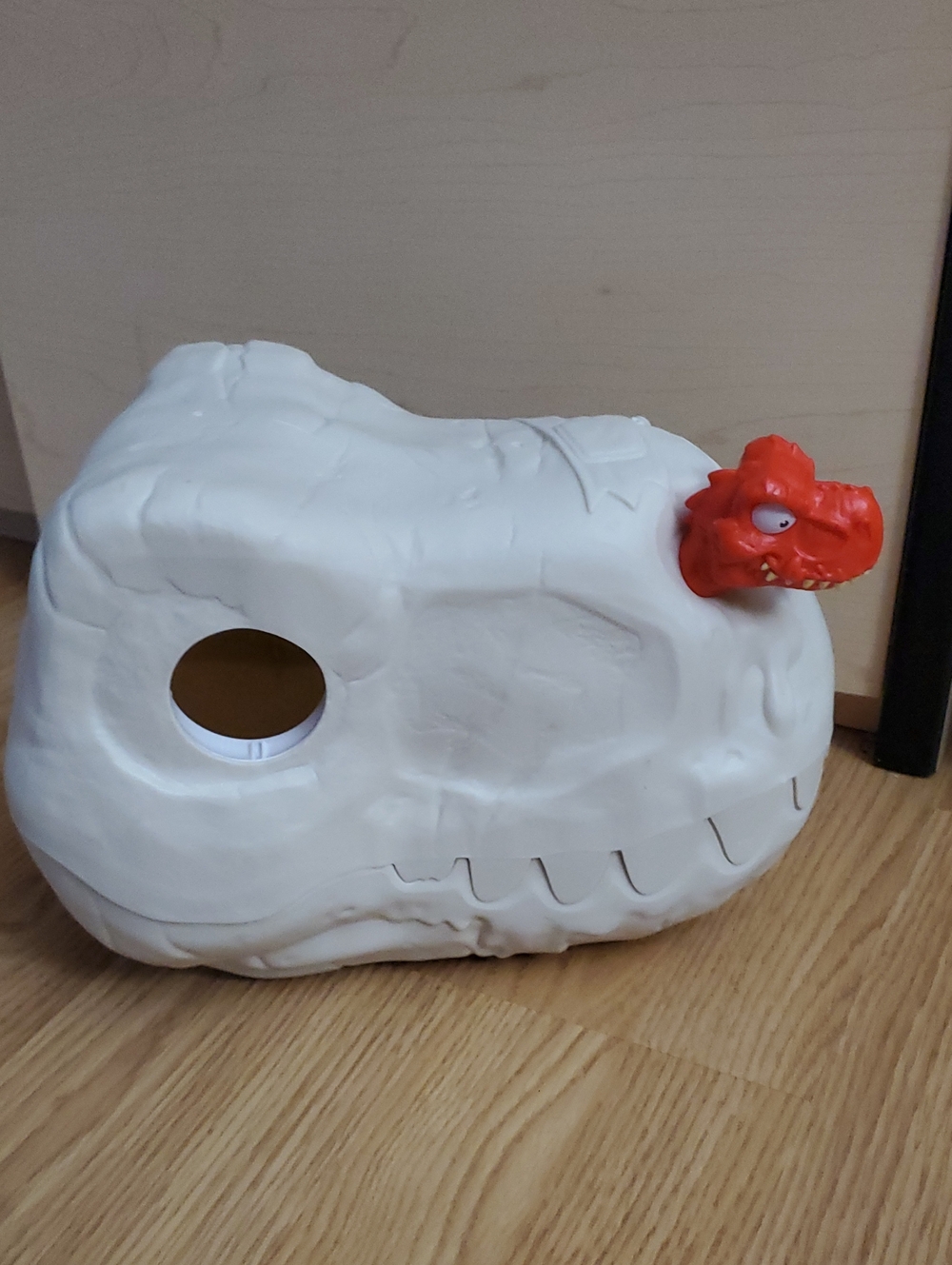 🌞 Dino Skull